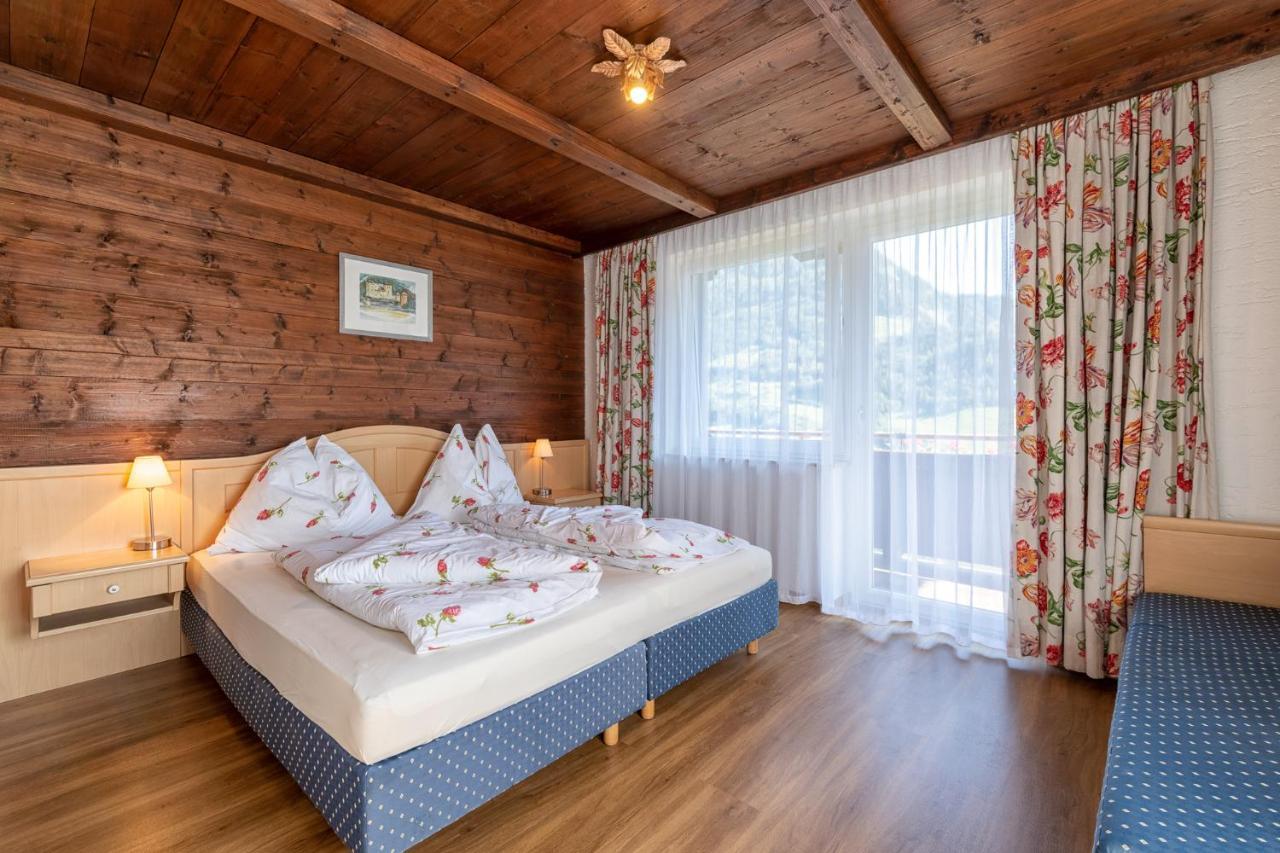 Hotel Ganzenhubhof Goldegg Esterno foto
